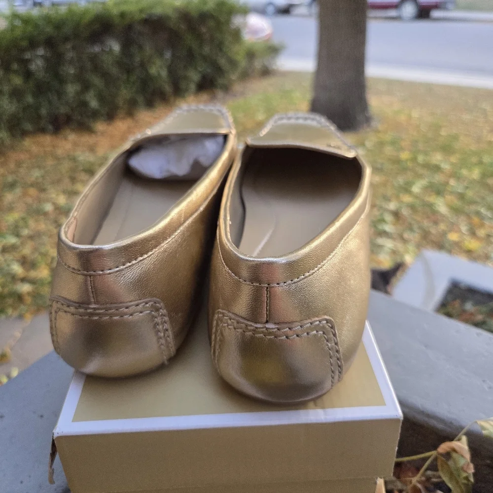 Michael Kors Eve Mocassin Driver Shoe Gold Metallic Flats Sz 11 New In Box - Picture 4 of 11